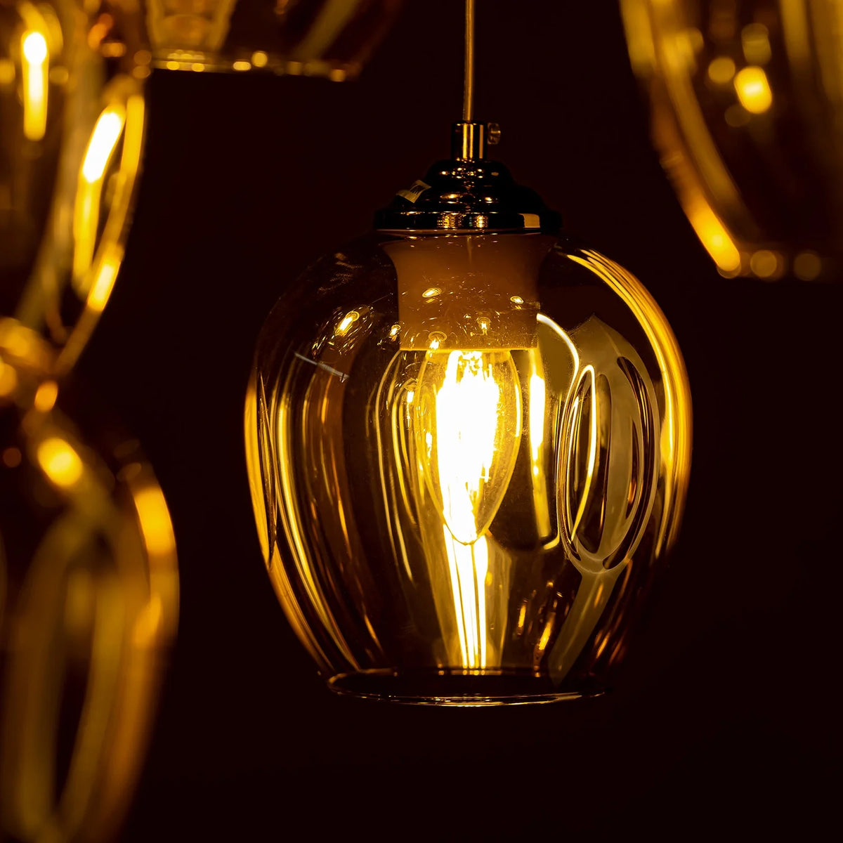 aura-luxury-glass-chandelier-glass-shade-detail-Carra Home-lighting