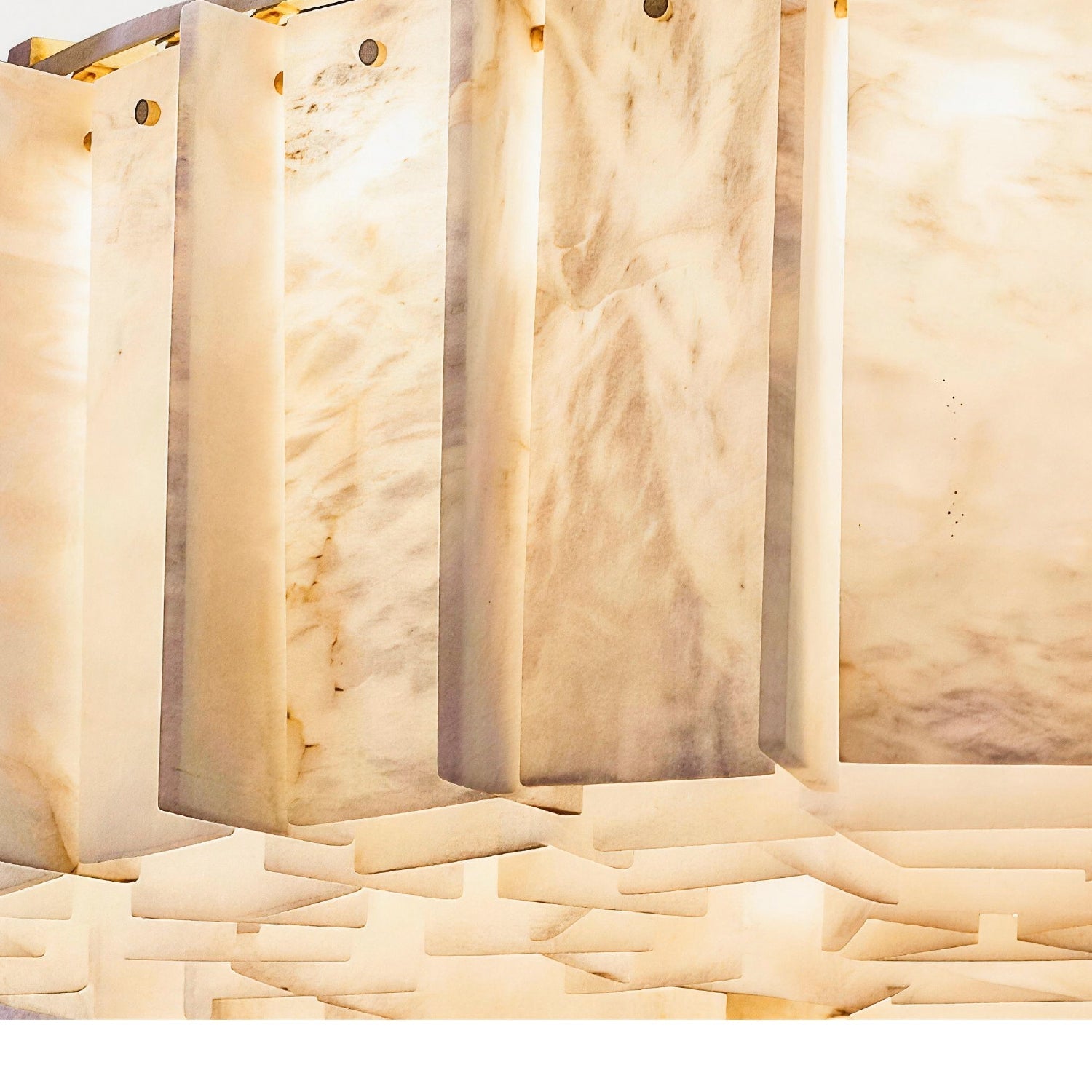 aurem-modern-luxury-gold-alabaster-round-chandelier-details-carra-home