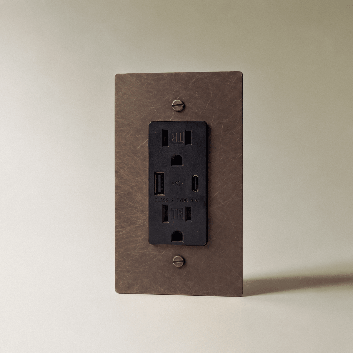Aurex Vintage Brass with Patina 1 Gang USB-C Wall Outlet - CARRA HOME