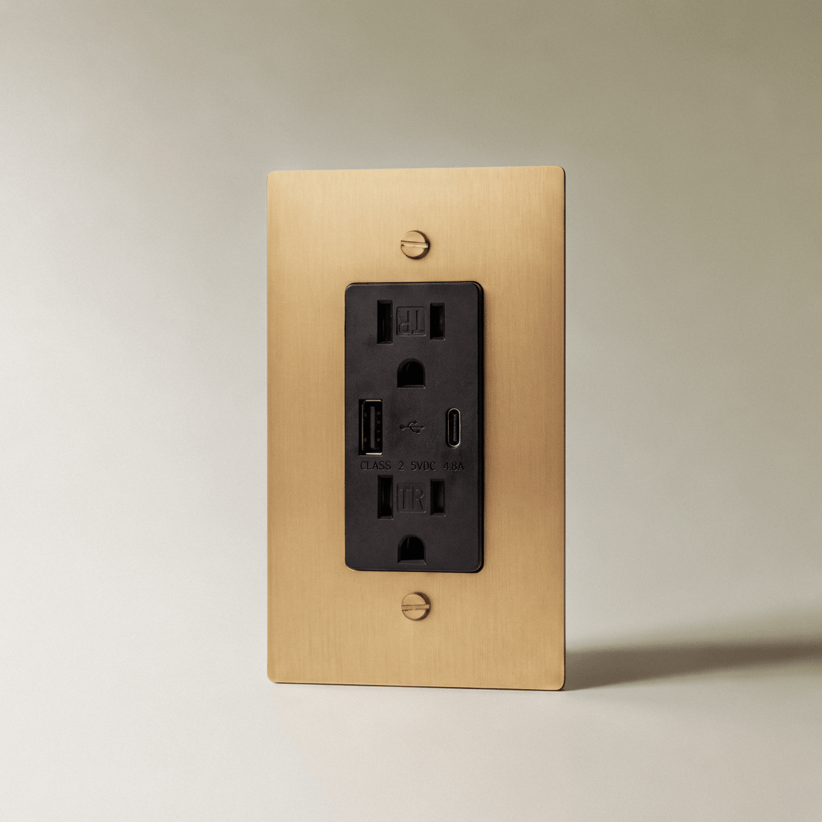 Aurex Brass 1 Gang USB-C Wall Outlet - CARRA HOME