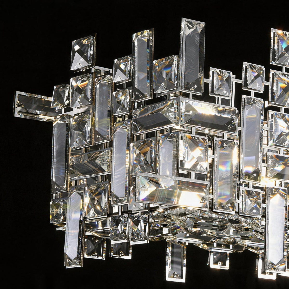 norvyn-modern-crystal-linear-geometric-chandelier-crystal-details-Carra Home-CH531-20260428