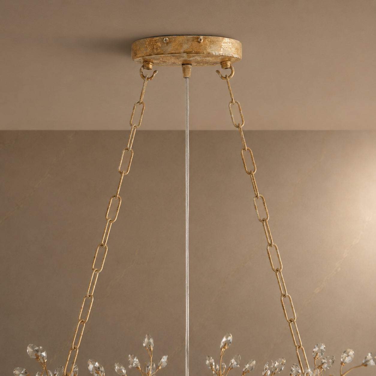 fiore-metal-linear-chandelier-frame-detail-carra-home-1