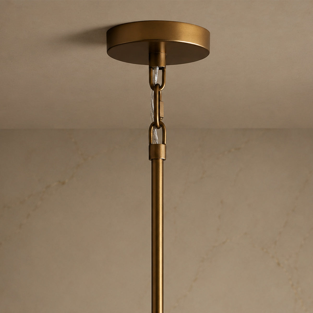 Saige Metal Round Chandelier material and construction detail