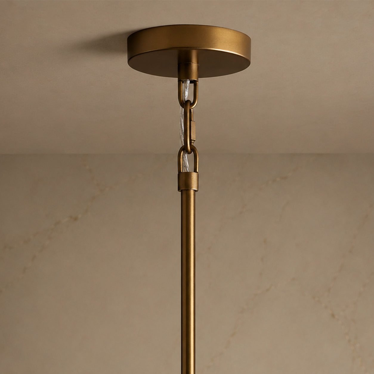 saige-metal-round-chandelier-gold-frame-detail-carra-home-1