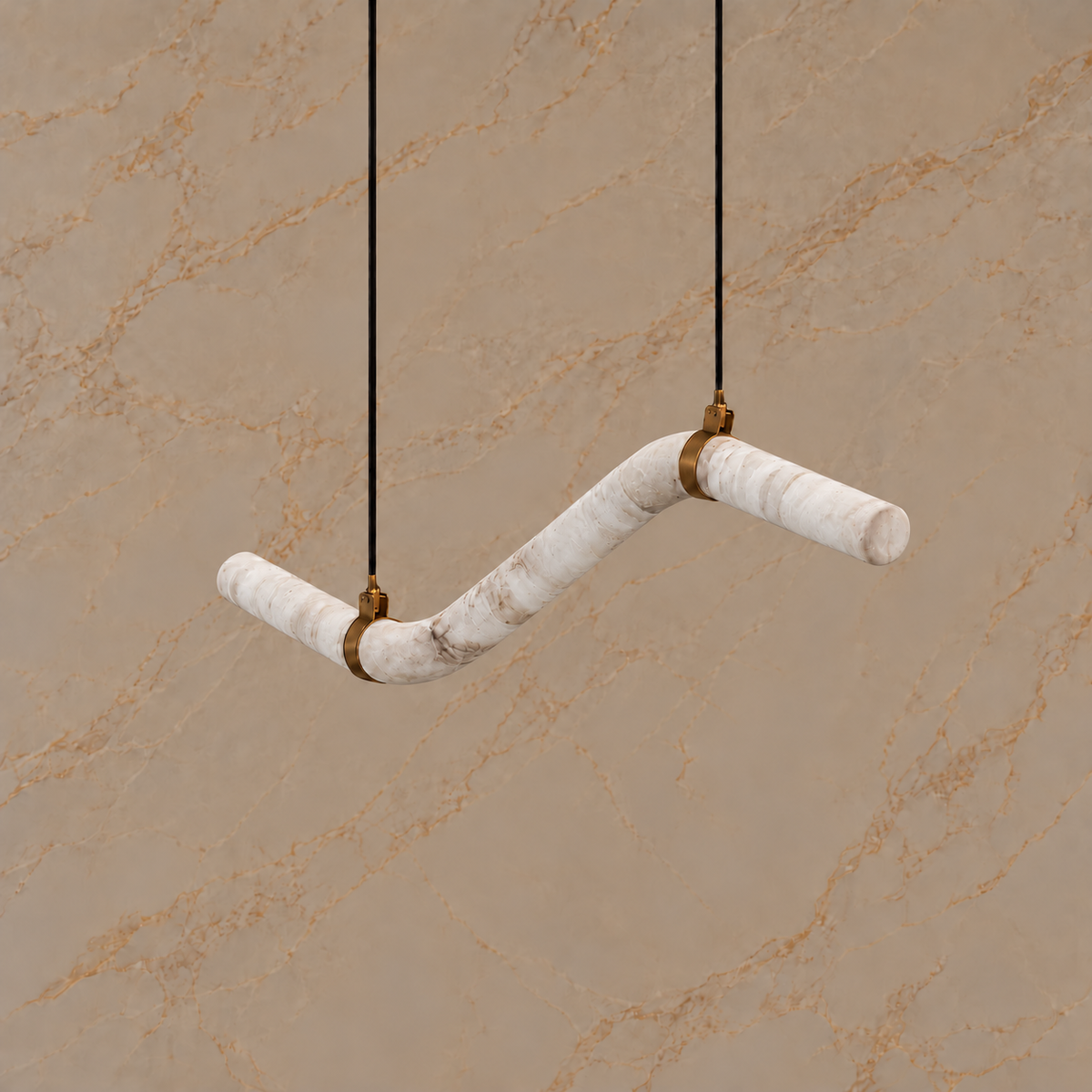Sorelle Alabaster Curved Tube Chandelier, model a gold, compact suspension, light off | CARRA HOME