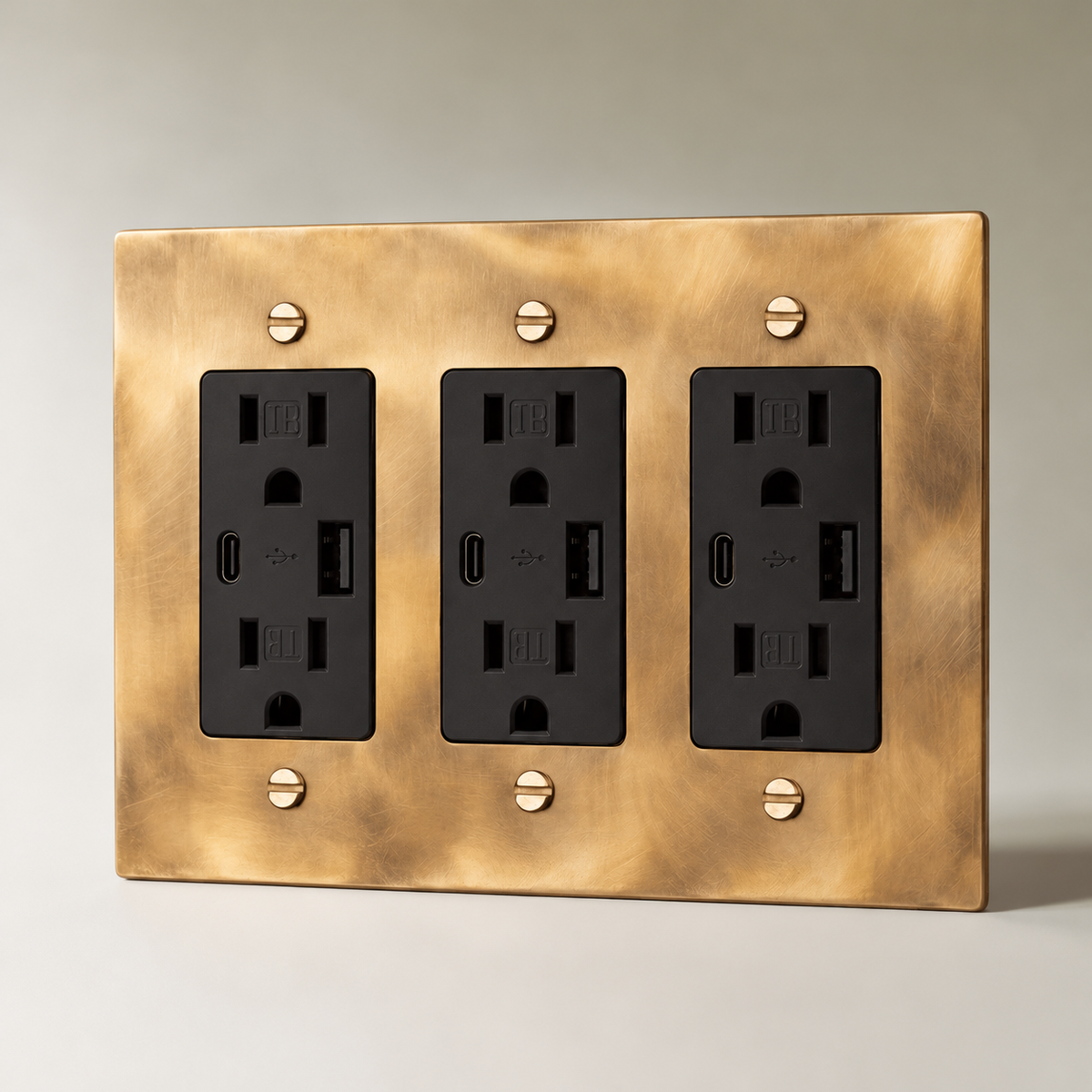 The Unlacquered Brass Outlet — black USB-C outlets, 3 Gang | CARRA HOME
