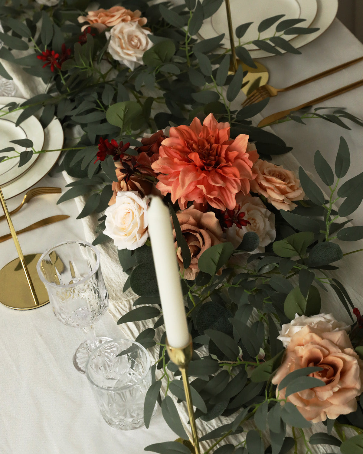 Long Full Dahlia Roses Eucalyptus Garland